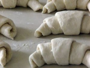 如何在家製作美味的羊角麵包(Croissant)-14
